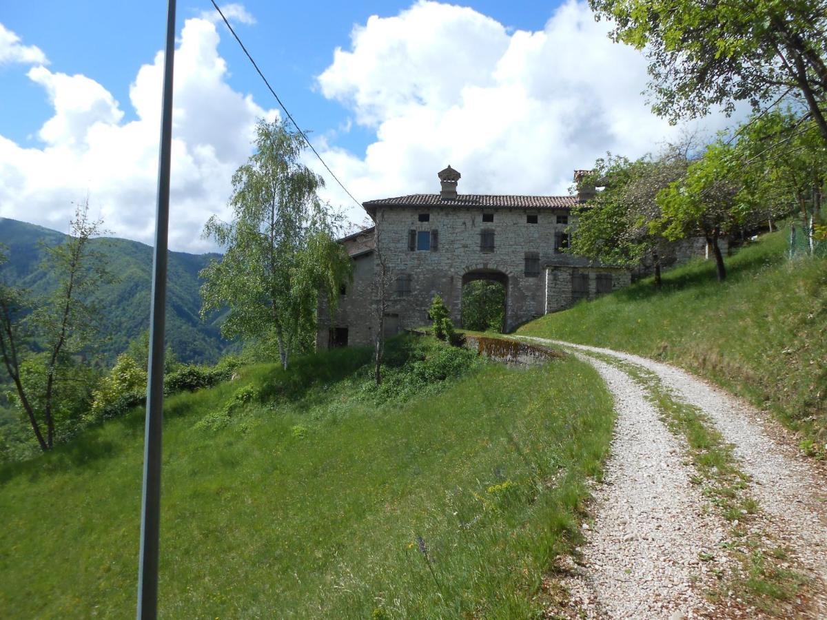 Agriturismo La Casa Nei Boschi Colderu Екстер'єр фото