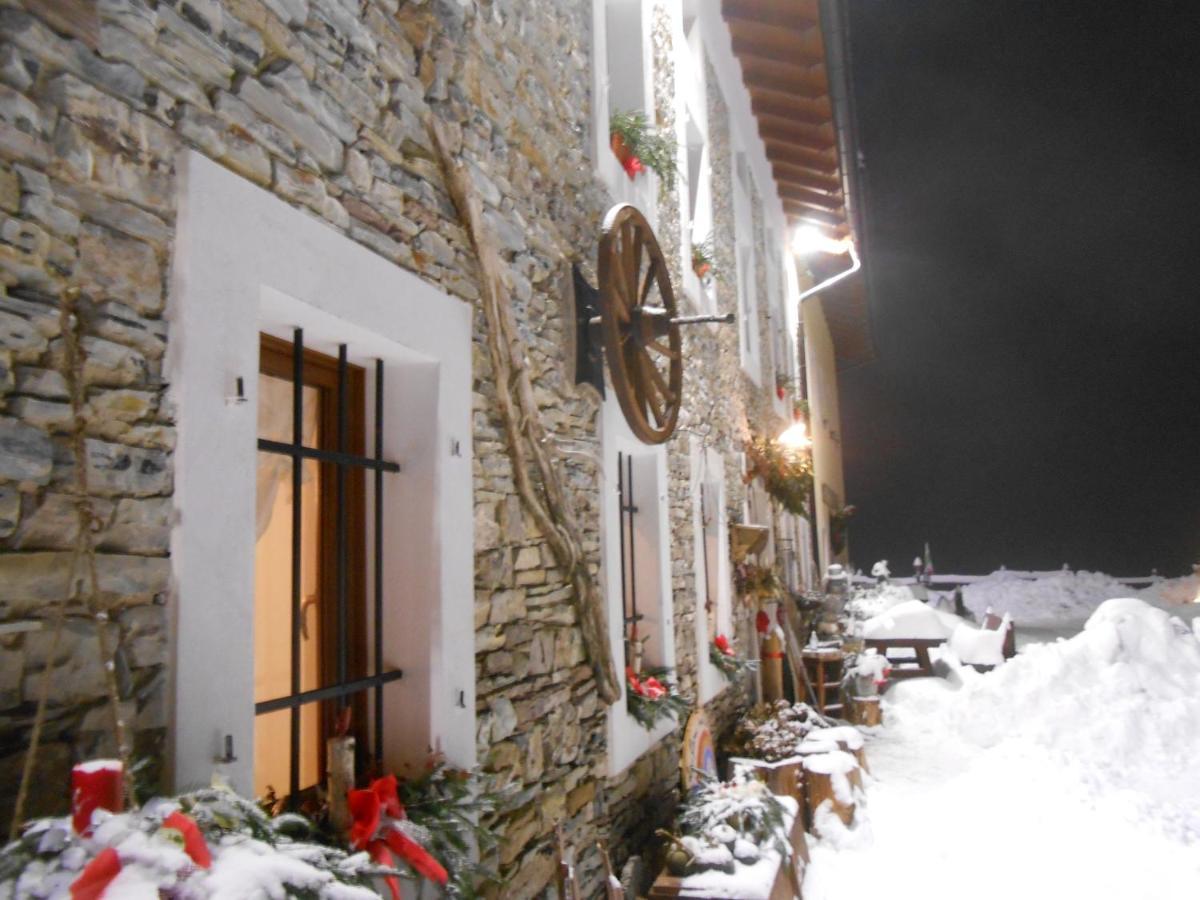 Agriturismo La Casa Nei Boschi Colderu Екстер'єр фото